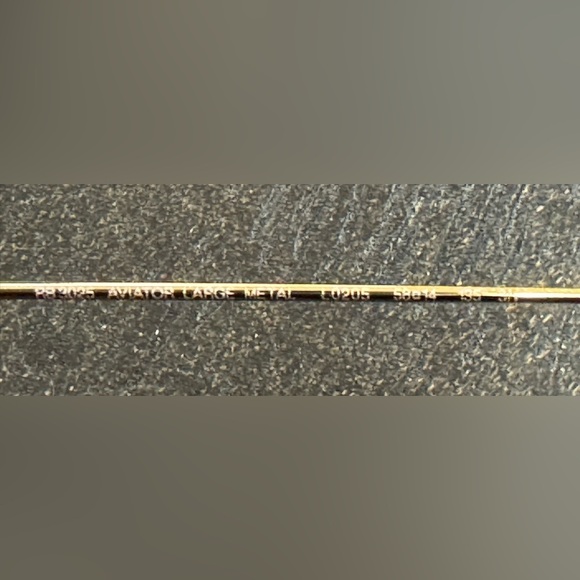 NEW Ray-Ban Classic Aviator Green Lenses Gold Frames Unisex Sunglasses - Picture 5 of 5